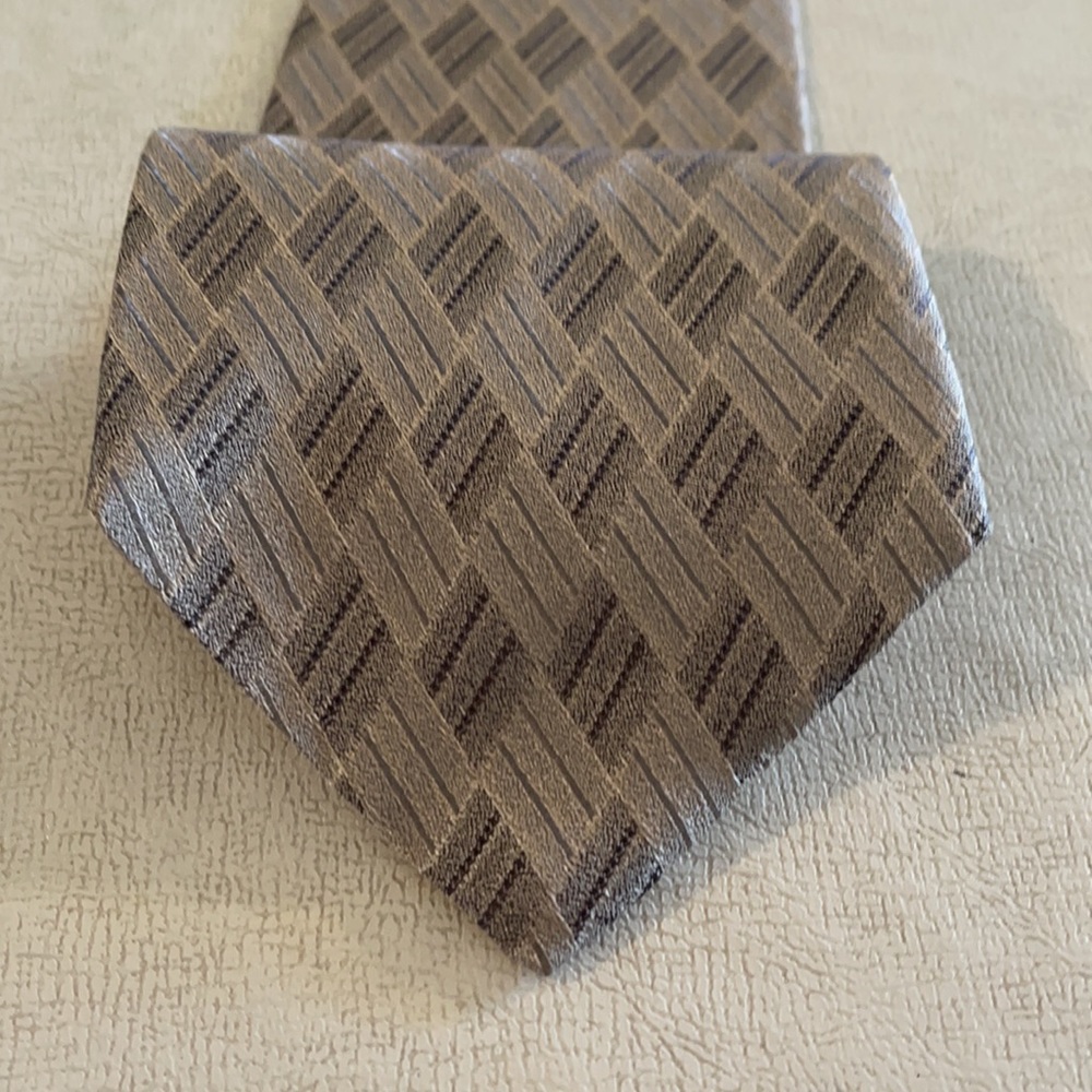Alfani Grey Tie 100% Silk Made in Italy